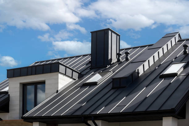 Best Roof Moss and Algae Removal  in Captains Cove, VA